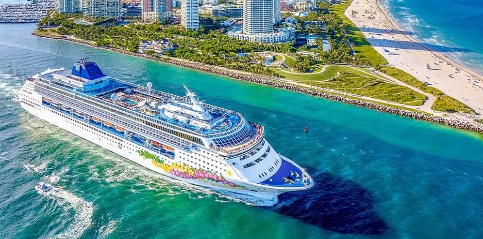 Bahamas 3-Night Norwegian Cruise From Miami: Great Stirrup Cay & Nassau