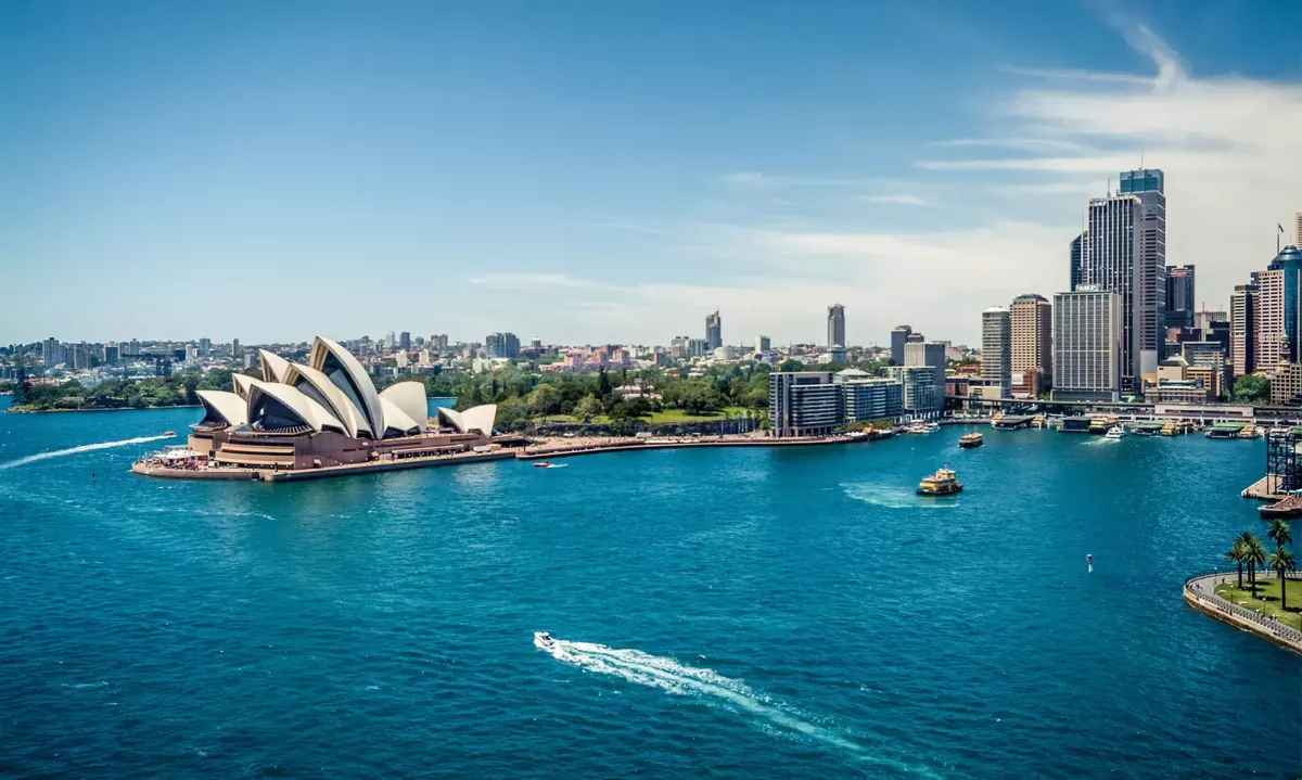Sydney, Auckland & Fiji: 8-Night South Pacific Vacation w/Air