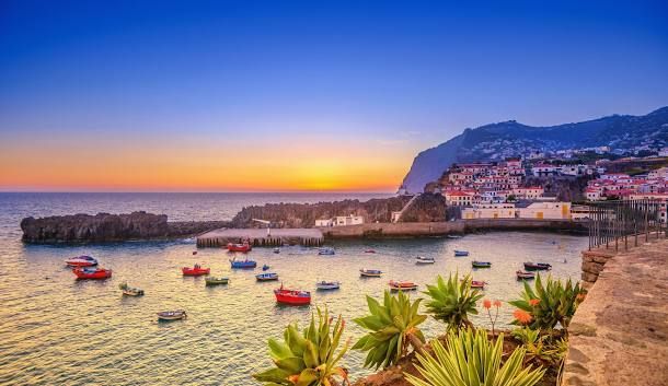 Portugal: 7-Day Getaway Through Lisbon & Porto w/Air, Rail & Hotel