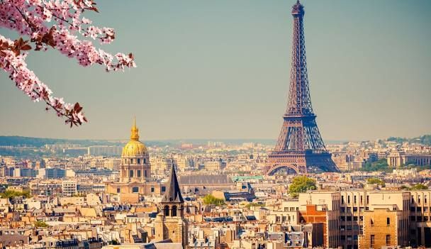 Escape to the City of Lights: 4-Night Paris Vacation w/Air & Hotel