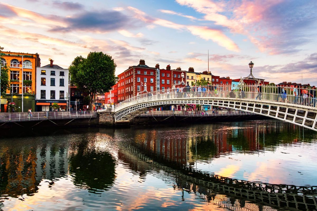 Explore Dublin: 4-Night Trip w/Hotel & Air