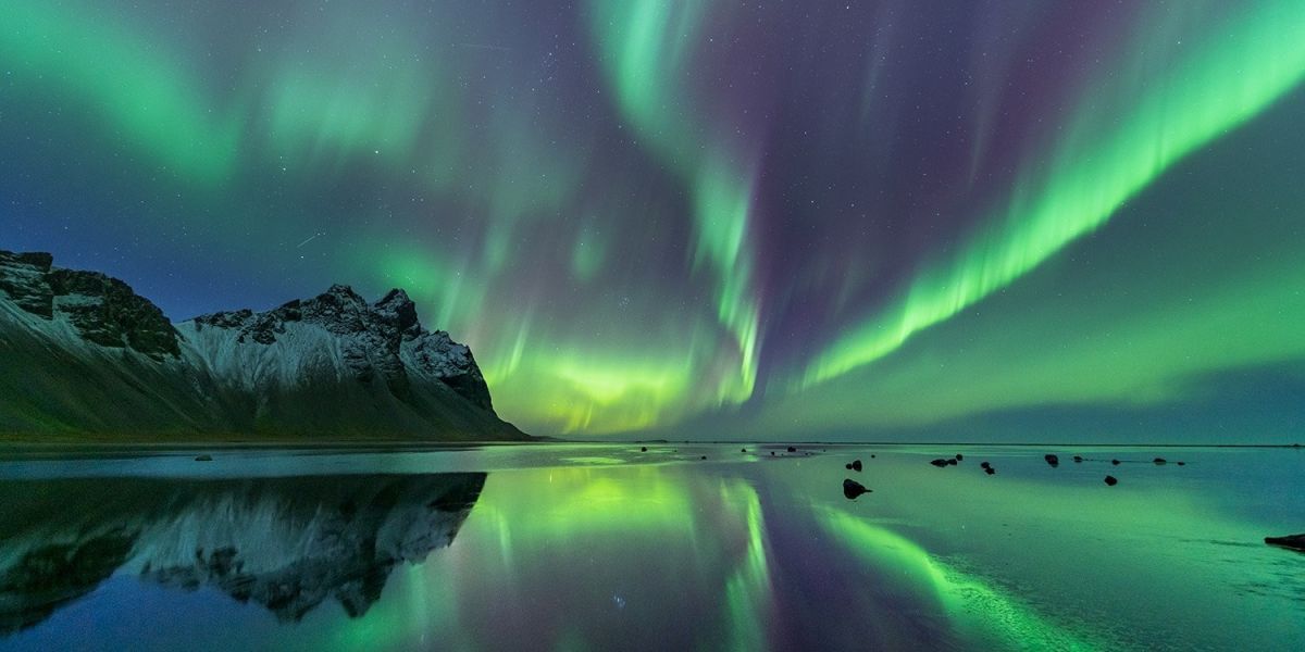 Iceland's Northern Lights Adventure: 3 Nights w/Air