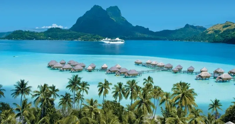 South Pacific Escape: 8-Day New Zealand, Tahiti & Moorea w/Air