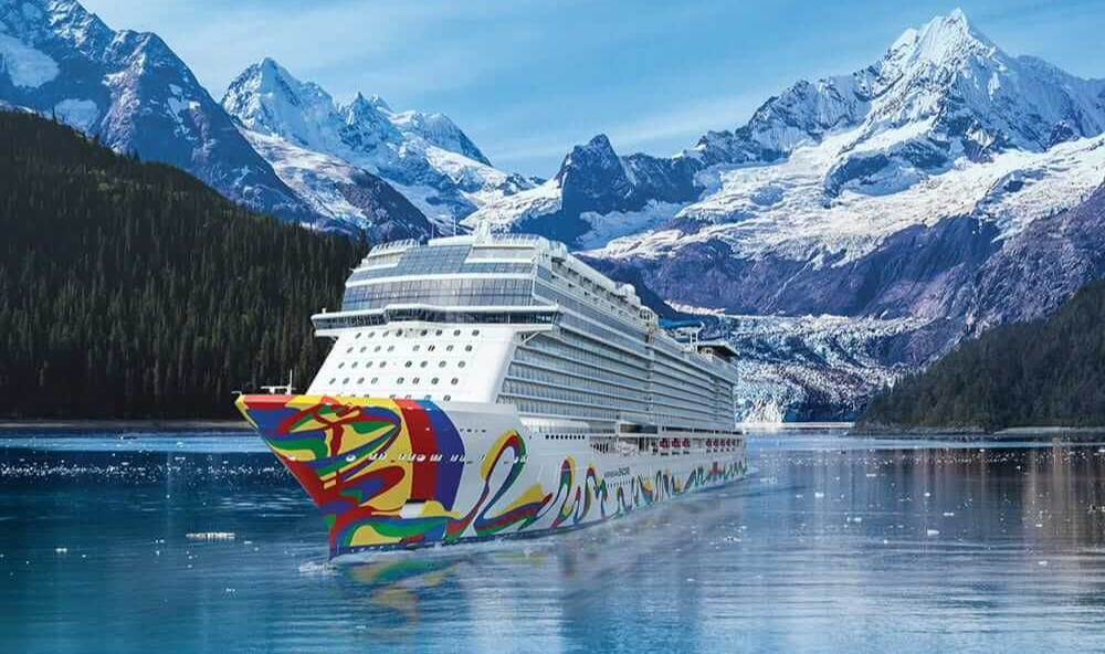 Alaska: 8-Day Cruise from Seattle aboard Norwegian Encore incl. Glacier Bay