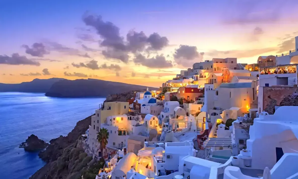 Athens to Santorini Escape: 7-Night Greece Getaway w/Air & Hotel