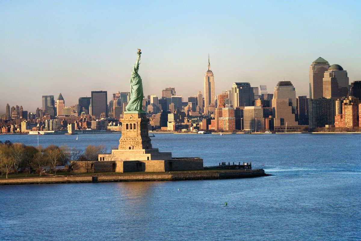 New York City: 4 Nights in Manhattan w/Air